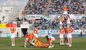 【チアリーダー】Ｊリーグ開幕戦でチアパフォーマンス