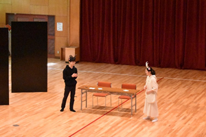 文実 Report ９ ウーパールーパーもお出迎え 部活動の発表 大宮開成