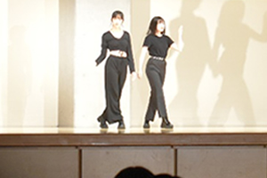 文実 Report 10 キレと迫力のパフォーマンス ダンス甲子園 大宮開成 文実 Report 10 キレと迫力のパフォーマンス ダンス甲子園 大宮開成