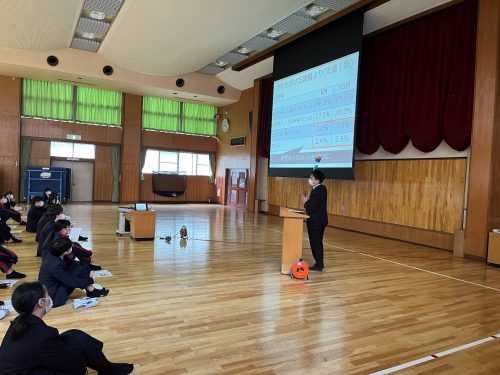 1年生の締めくくり、高校部1学年コース集会（先進・Ⅰ類・Ⅱ類コース）