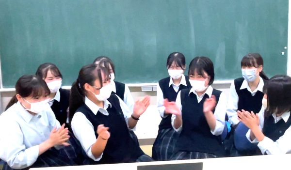 学びで遊べ！【模擬起業グランプリ審査通過！】