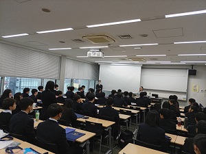 高１大学見学に行ってきました！【一貫部】