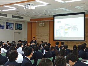 財務大臣になって予算を作ろう！ー財務教育プログラムー