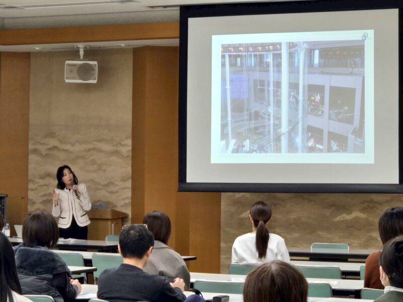高校部後援会主催 「高校生・大学生がいるご家庭向けのお金の講習会」開催のご報告