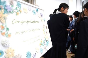 中学３年生最後の給食〜バイキングで笑顔いっぱい！〜