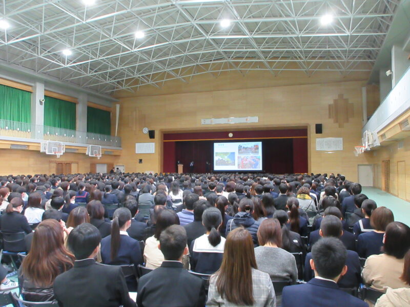 「挑戦」の３年間が始まる、新入生総合オリエンテーション