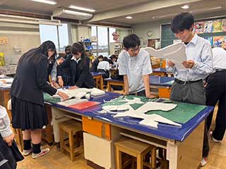 門、作り始めました！！ ～文化祭実行委員