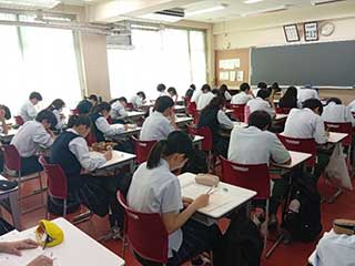 高校部1年生　学年企画が開催されました
